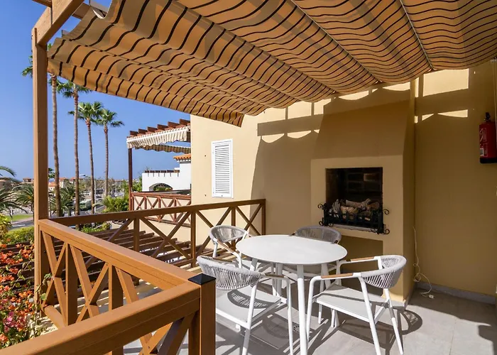Mango La Caleta Hideaway
