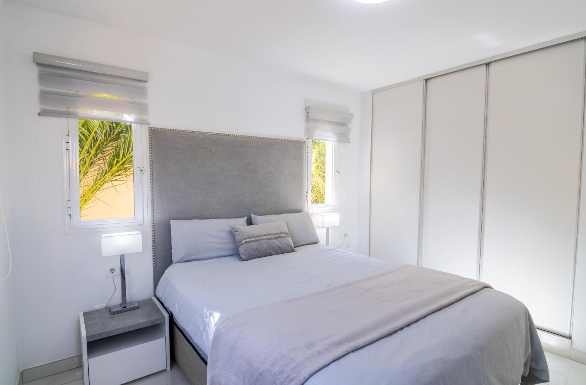 Mango La Caleta Hideaway *
